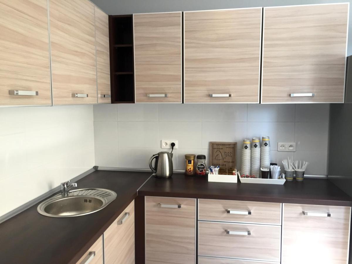 Da Massimiliano Aparthotel Wroclaw Ngoại thất bức ảnh
