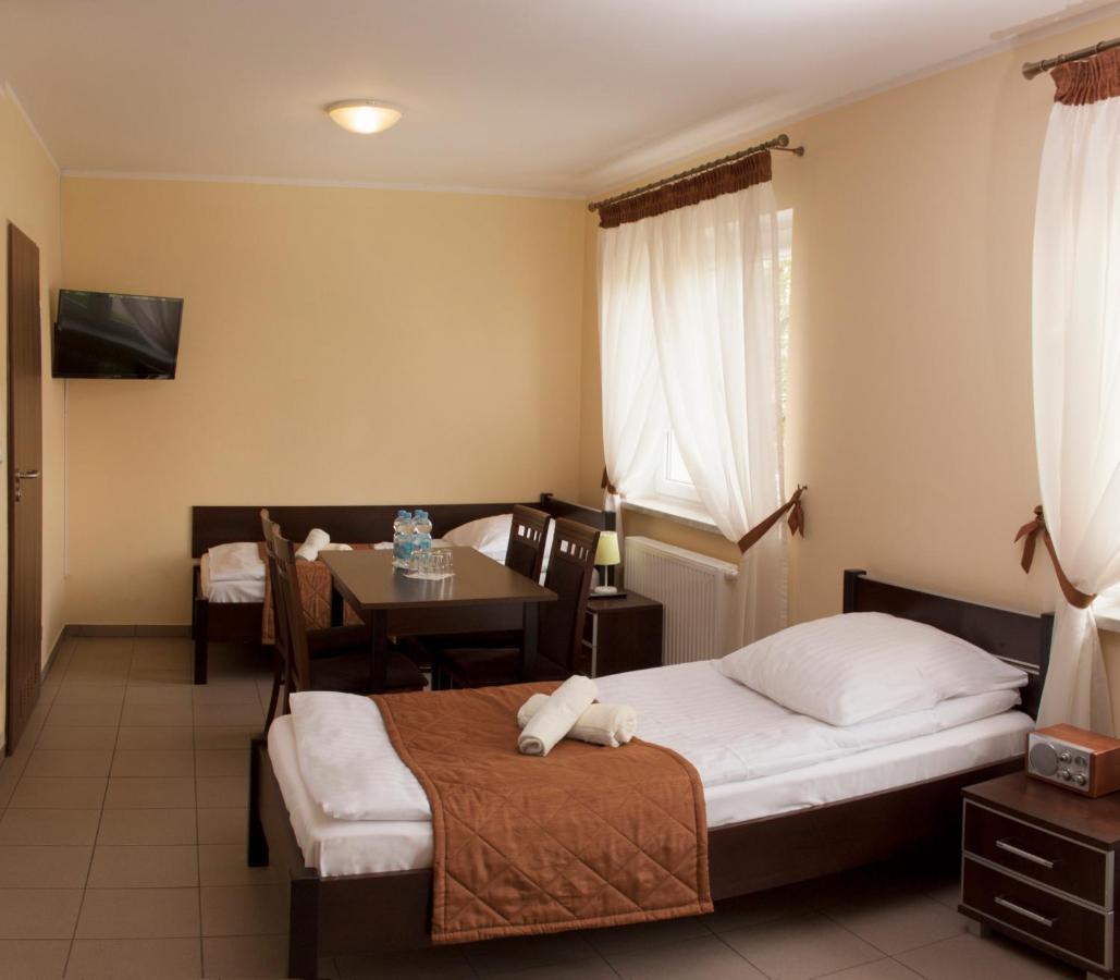 Da Massimiliano Aparthotel Wroclaw Ngoại thất bức ảnh